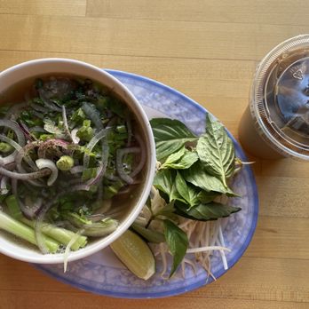 Cà Phê Dá - Dang Good Wings - Beef pho and ca phe sua da - Chicken Wings Near Me - Chicago, Illinois Cà Phê Dá - Dang Good Wings - Beef pho and ca phe sua da - Chicken Wings Near Me - Chicago, Illinois