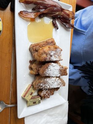 Butler's Pantry Breakfast and Dinner by null