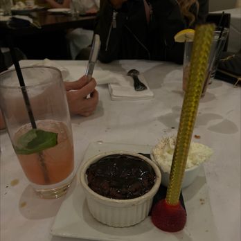 Mi Piace - Pink flamingo and chocolate lava cake - Italian Near Me - Pasadena, California Mi Piace - Pink flamingo and chocolate lava cake - Italian Near Me - Pasadena, California
