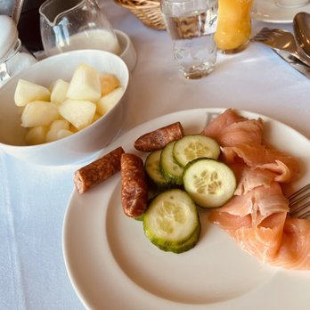 Favorite Parkhotel - Frühstück - Hotels Near Me - Mainz, RP