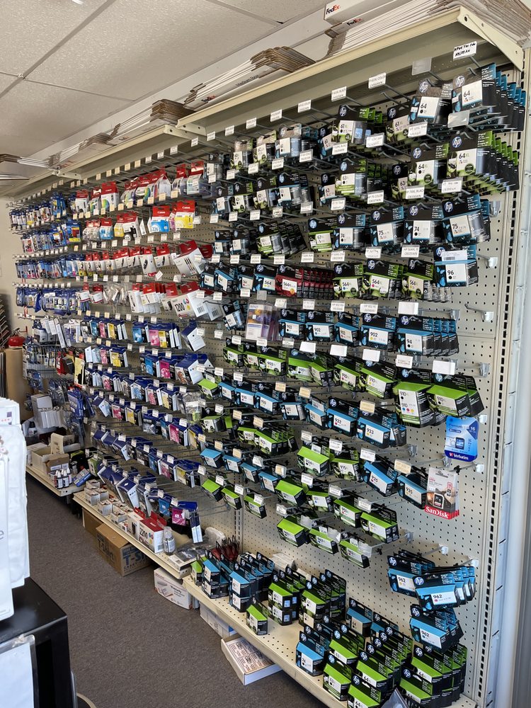 FIRST CHOICE OFFICE OUTLET Updated August 2024 10 Photos 1395 N