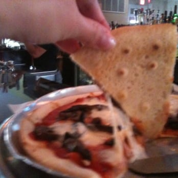 Del Ray Pizzeria - Probably couldhave stayed inthe oven longer - Pizza Near Me - Alexandria, Virginia Del Ray Pizzeria - Probably couldhave stayed inthe oven longer - Pizza Near Me - Alexandria, Virginia