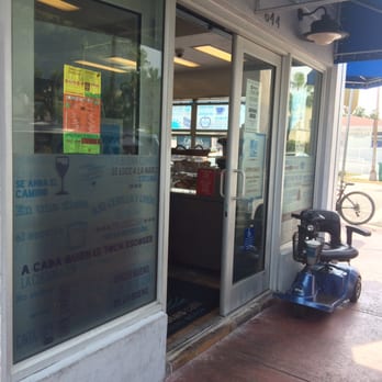 Las Olas Cafe - Cuban Near Me - Miami Beach, Florida