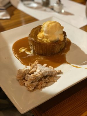 Dark Horse Tavern by null