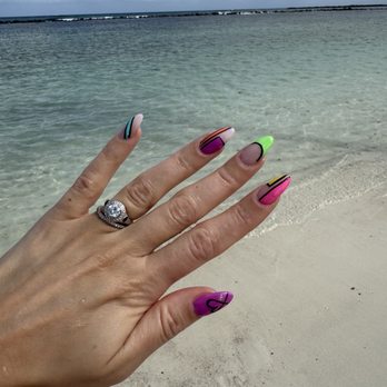 Main St Nails & Spa - Vacation nails! - Nail Salons Near Me - Edmonds, Washington