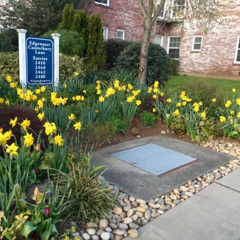 Edgewater Apartments - Apartments Near Me - Seattle, Washington
