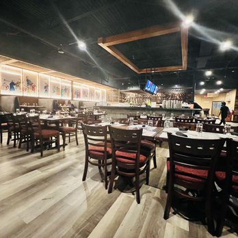 Inchin's Bamboo Garden - Restaurant sitting - Indian Near Me - Schaumburg, Illinois Inchin's Bamboo Garden - Restaurant sitting - Indian Near Me - Schaumburg, Illinois