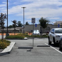 Grocery Outlet