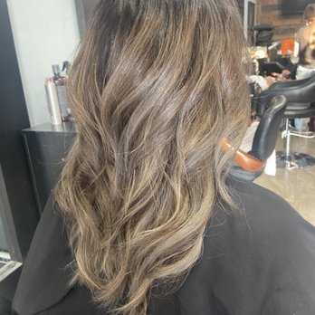 QT Salon - Hair Salons Near Me - Westminster, California