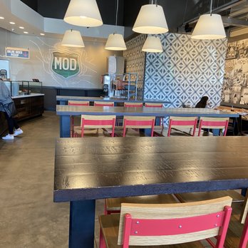 MOD Pizza - Immaculate dining room without a single crumb left behind. - Fast Food Near Me - Tucson, Arizona MOD Pizza - Immaculate dining room without a single crumb left behind. - Fast Food Near Me - Tucson, Arizona