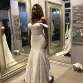 carries bridal collection