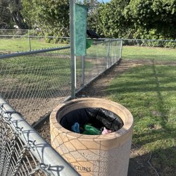 Rohr Dog Park - Dog poo bags provided