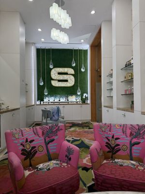 Well & Being Spa by null