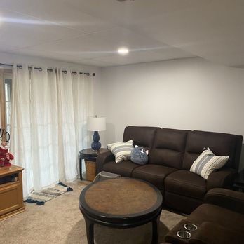 Wertz Handyman Service - Livingroom area - Handyman Near Me Wertz Handyman Service - Livingroom area - Handyman Near Me