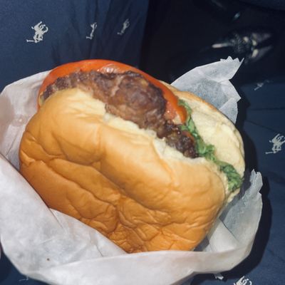 Petey's Burger by null