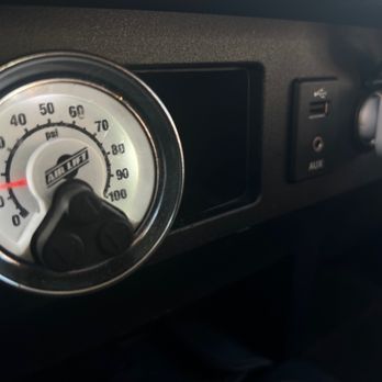 Texas Tires 39 - Illuminated airbag suspension control - Tires Near Me - Denton, Texas