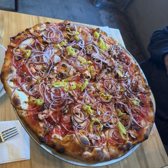 Black Sheep Coal Fired Pizza - 16" HOT HONEY, SMOKED CHICKEN, RED ONION & PICKLED PEPPERS - Pizza Near Me - Minneapolis, Minnesota