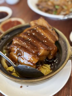 Golden Wonton King 糖潮滋味館 by null