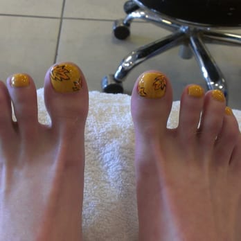 Lovely Nails - Autumn pedi with cute fall leaves. - Nail Salons Near Me - Fair Oaks, California Lovely Nails - Autumn pedi with cute fall leaves. - Nail Salons Near Me - Fair Oaks, California