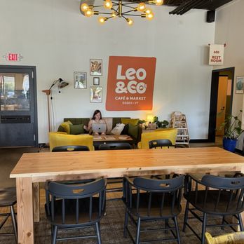 Leo - Internet Cafes Near Me - Essex Junction, Vermont Leo - Internet Cafes Near Me - Essex Junction, Vermont