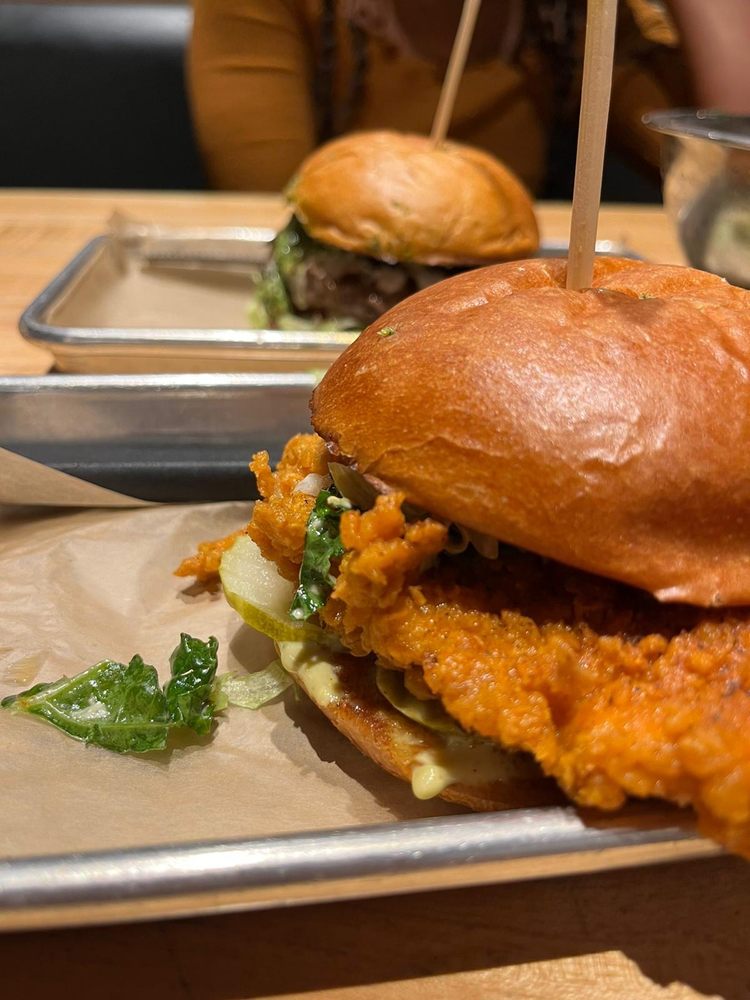 Hopdoddy Burger Bar