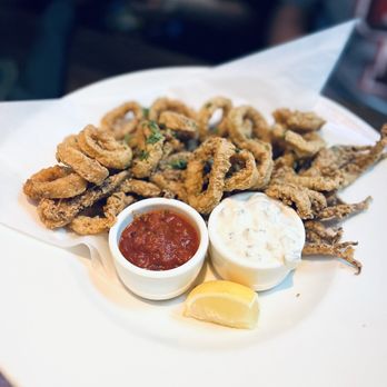 Yard House - Fried Calamari 3.5/5 alittle on the salty side - New American Near Me - San Antonio, Texas Yard House - Fried Calamari 3.5/5 alittle on the salty side - New American Near Me - San Antonio, Texas