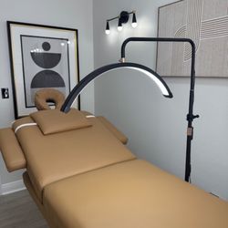 In Wax - Waxing table