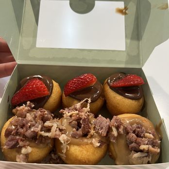 Yelp Elite Experience: Go Nuts for Donuts - Strawberry Nutella and maple bacon - Yelp Events Near Me - Sammamish, Washington Yelp Elite Experience: Go Nuts for Donuts - Strawberry Nutella and maple bacon - Yelp Events Near Me - Sammamish, Washington