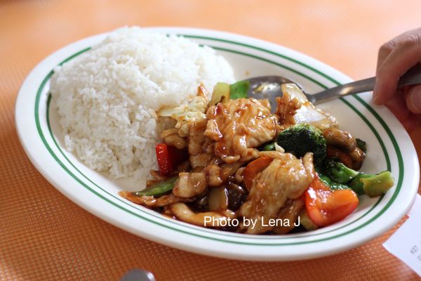 GOLDEN HARBOR AUTHENTIC CHINESE CUISINE - Updated January 2025 - 956