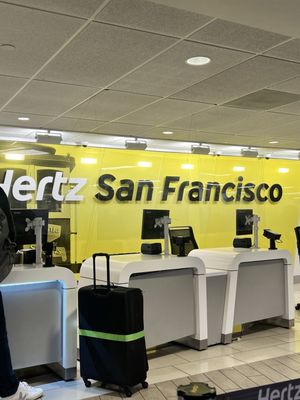 Hertz Car Rental - San Francisco - San Francisco International Airport (SFO) by null