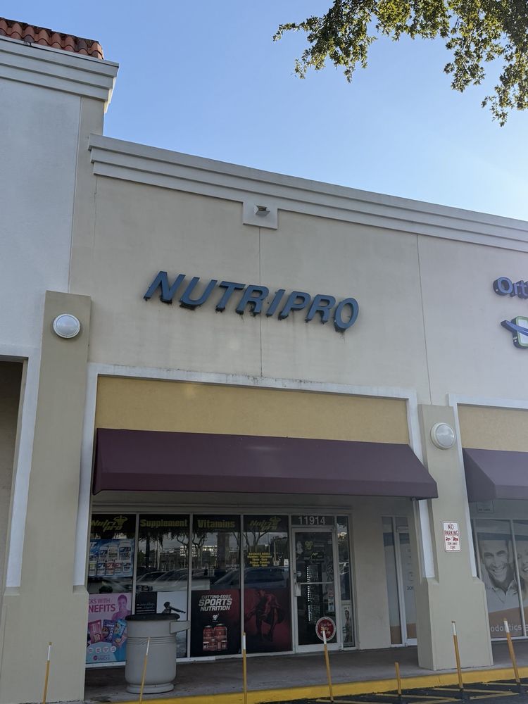 Nutripro Logo