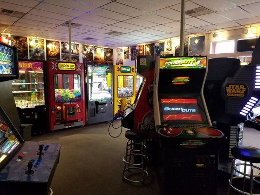Diversions Game Room 9900 San Pedro Ave San Antonio Tx Arcades Mapquest