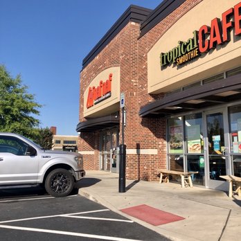 Naf Naf Grill - Outside, where Tom & Chee used to be... - Middle Eastern Near Me - Knoxville, Tennessee Naf Naf Grill - Outside, where Tom & Chee used to be... - Middle Eastern Near Me - Knoxville, Tennessee
