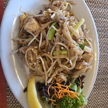 Lemon Grass Thai Cuisine - Pad thai lunch special - Thai Near Me - Fairbanks, Alaska Lemon Grass Thai Cuisine - Pad thai lunch special - Thai Near Me - Fairbanks, Alaska
