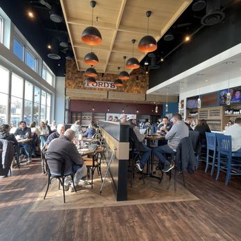 Ford’s Fish Shack - Bar dining area - Seafood Near Me - Chantilly, Virginia Ford’s Fish Shack - Bar dining area - Seafood Near Me - Chantilly, Virginia