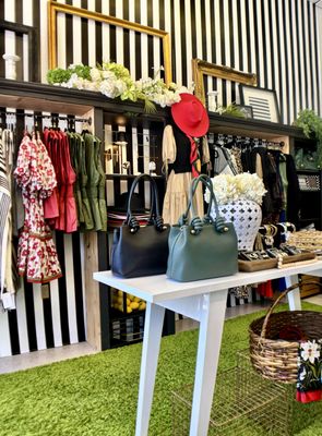 BLACK LEMON BOUTIQUE - Updated June 2026 - 104 S Main St, Independence ...