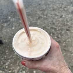 Lena's Water Ice & Custard - Orange cream shake!!