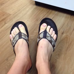 Lan Tran - French Pedi