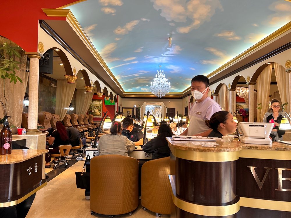 Venetian Nail Spa Kendall Village Image