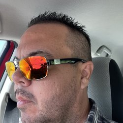 Cruz Optica - Ray-Ban. Polarizadas con aumento y bifocales