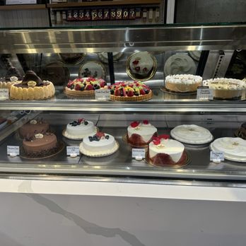 PORTO’S BAKERY & CAFE - Updated February 2025 - 13067 Photos & 11739