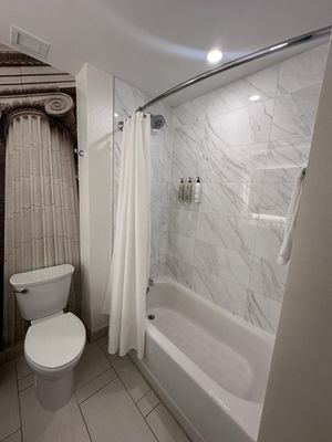 Renaissance Denver Downtown City Center Hotel by null