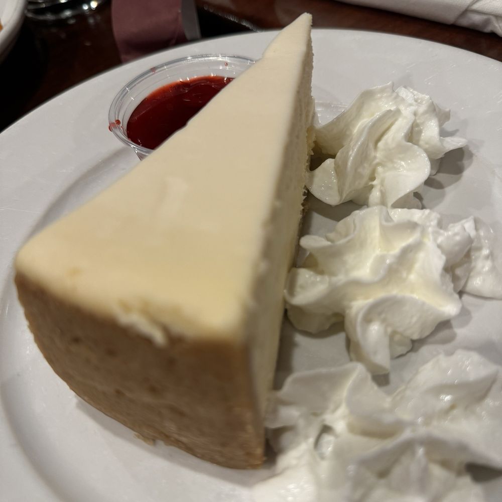 Niko's Grille - Cher - American Near Me - Lexington, Virginia