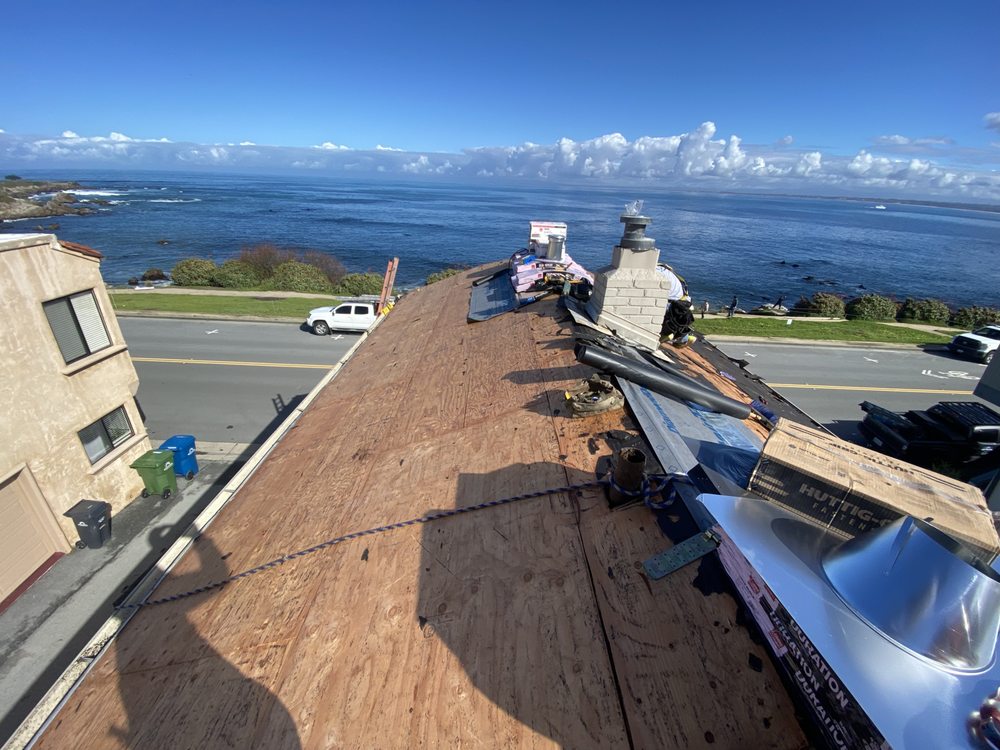 Slide of Luis Roofing