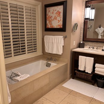 The St. Regis Deer Valley - Bathtub - Hotels Near Me - Park City, Utah The St. Regis Deer Valley - Bathtub - Hotels Near Me - Park City, Utah