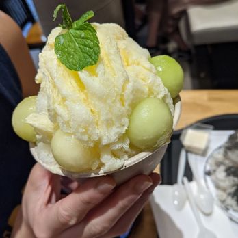 Oakobing - Melon! Yummy!! - Shaved Ice Near Me - Los Angeles, California Oakobing - Melon! Yummy!! - Shaved Ice Near Me - Los Angeles, California