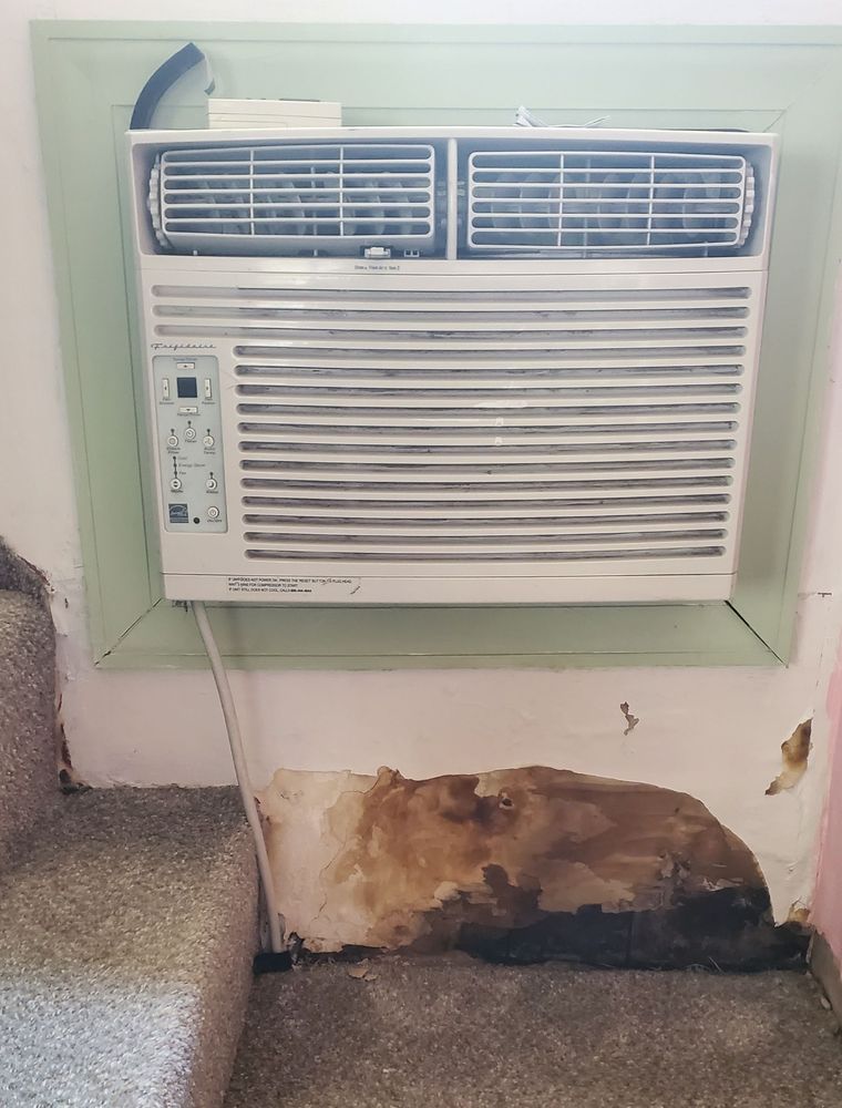 Slide of Lynn's Handyman Services