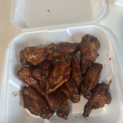 Graham's Grill & Pub - My wings