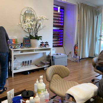 Nail Motif - Nail Salons Near Me - Mill Valley, California