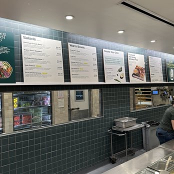 sweetgreen - Healthy Salads, Wraps, and Bowls - Salad Near Me - Chicago, Illinois